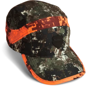 Asle er fremstillet i det licenserede TECL-WOOD™ Optima 2 camouflagemønster, der reducerer synligheden overfor vildtet. Designet følger 5-panel-princippet. Desuden er den vandtæt med membran, åndbar og uden tapede syninger. Lavet med 5 paneler for komfortabelt fit Justerbar i nakken Vandtæt 100% Polyester med PU-belægning NORTHERN HUNTING - ASLE Opt2/blaze cap